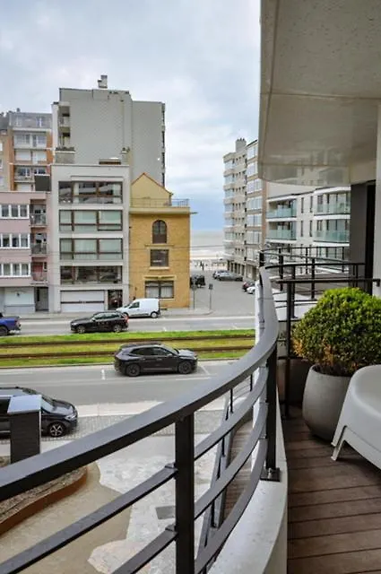 Suite Colette Oostende Lägenhet